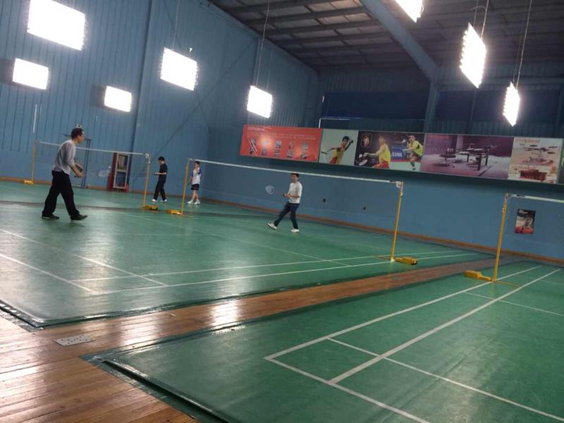 pg电子员工羽毛球健身