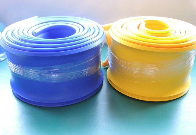 pg电子成功研制史上最大规格特殊颜色卡扣绝缘护套管！