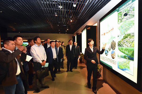 pg电子朱总受邀出席2017名企高管扬州行！