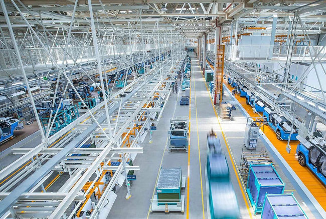 pg电子与蔚来同行见证中国智造2025！